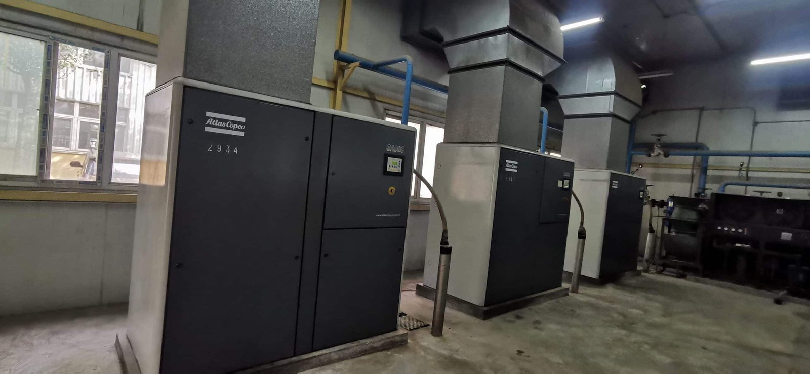 GA90, GA90+ Atlas Copco 120 HP Oil Injected Air Compressors 4 GA90C Atlas Copco Air Compressors - China Distribution Network CPMC