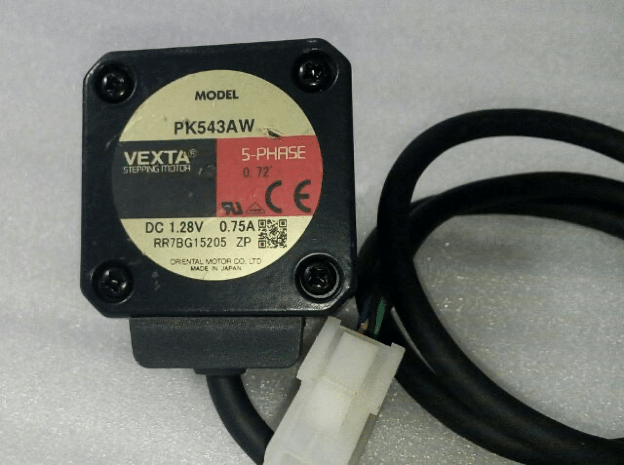 1626426300 Atlas Copco Original Stepping Motor (Japan Oriental Motors) China Supplier 6 1626-4263-00 Japanese Oriental motors which is used on Atlas Copco Driller V39 or similar models.