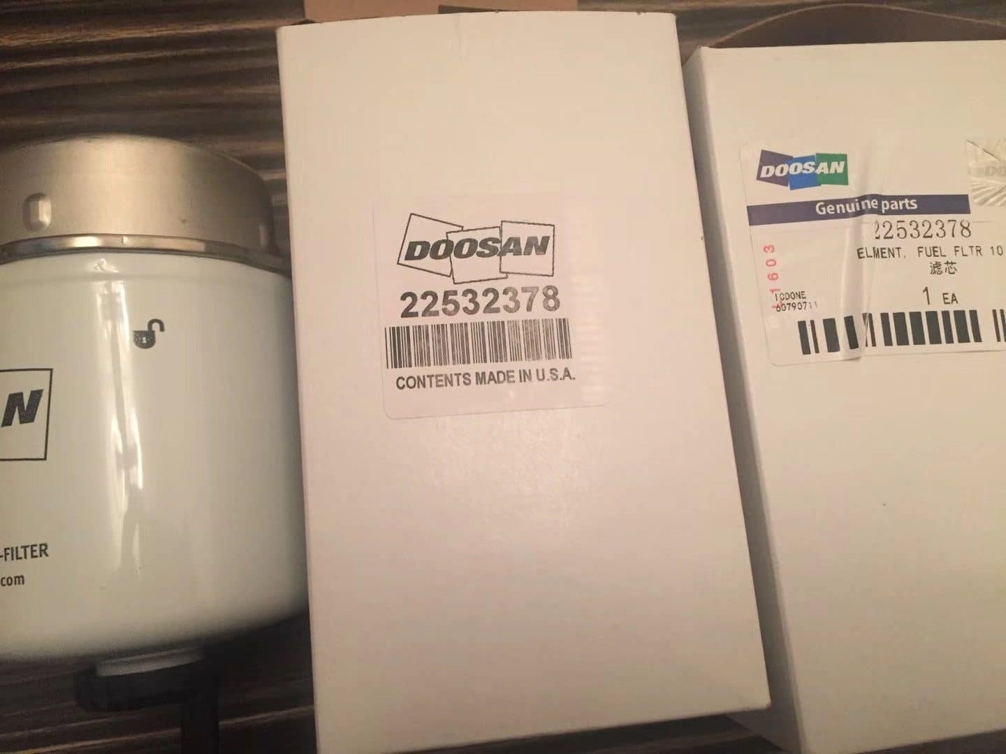 22532378 Genuine Original Fuel Filter Doosan China Supplier 7 22532378 ORIGINAL Doosan Fuel Filter 10 MIC Element